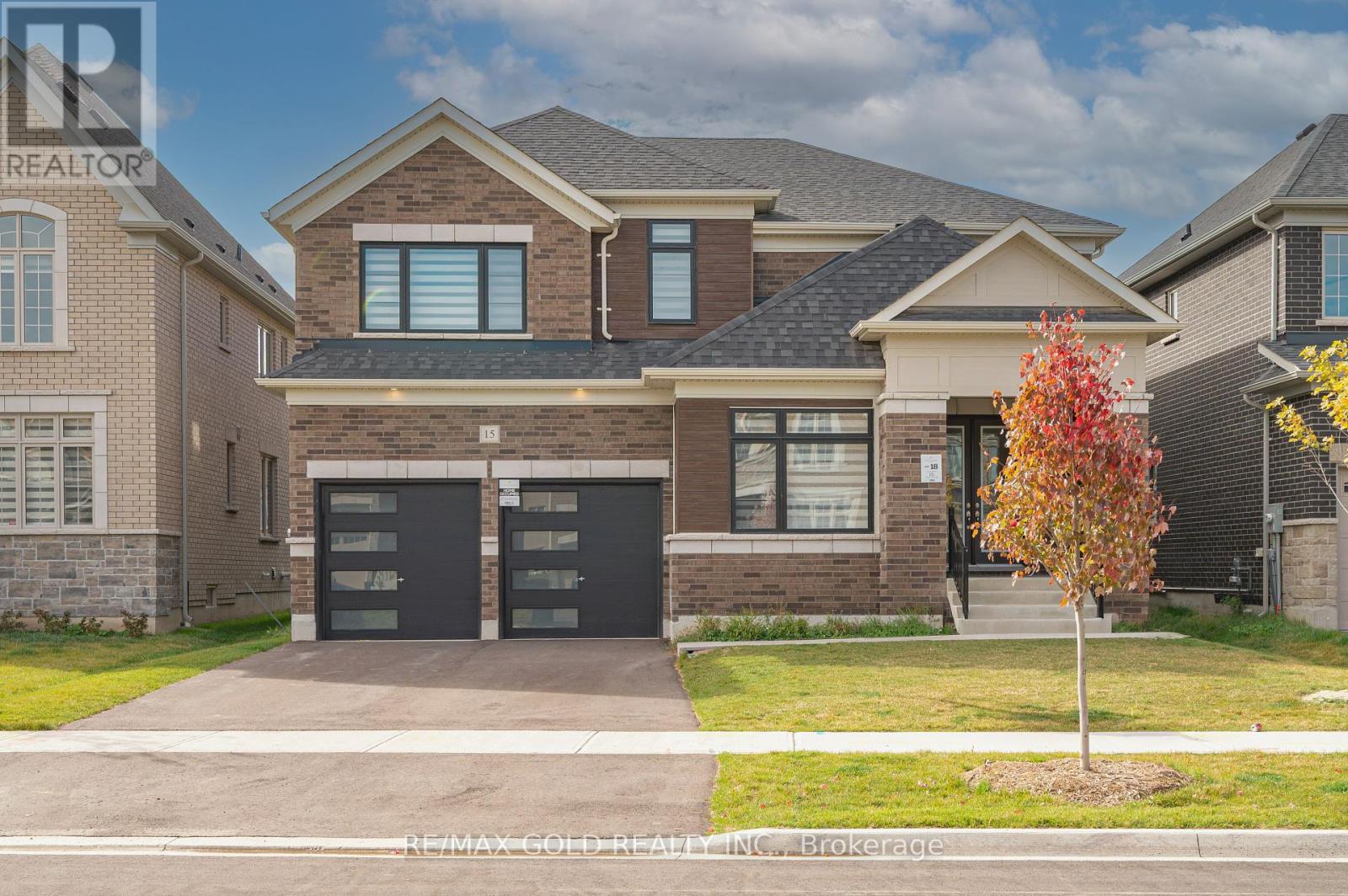 15 Sandhill Cres, Adjala-Tosorontio, ON L0G 1W0