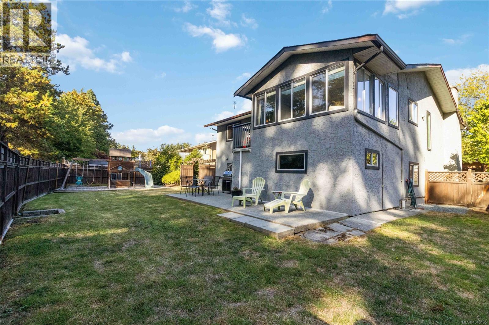 4254 Eastridge Cres, Saanich, BC V8Z 6B6