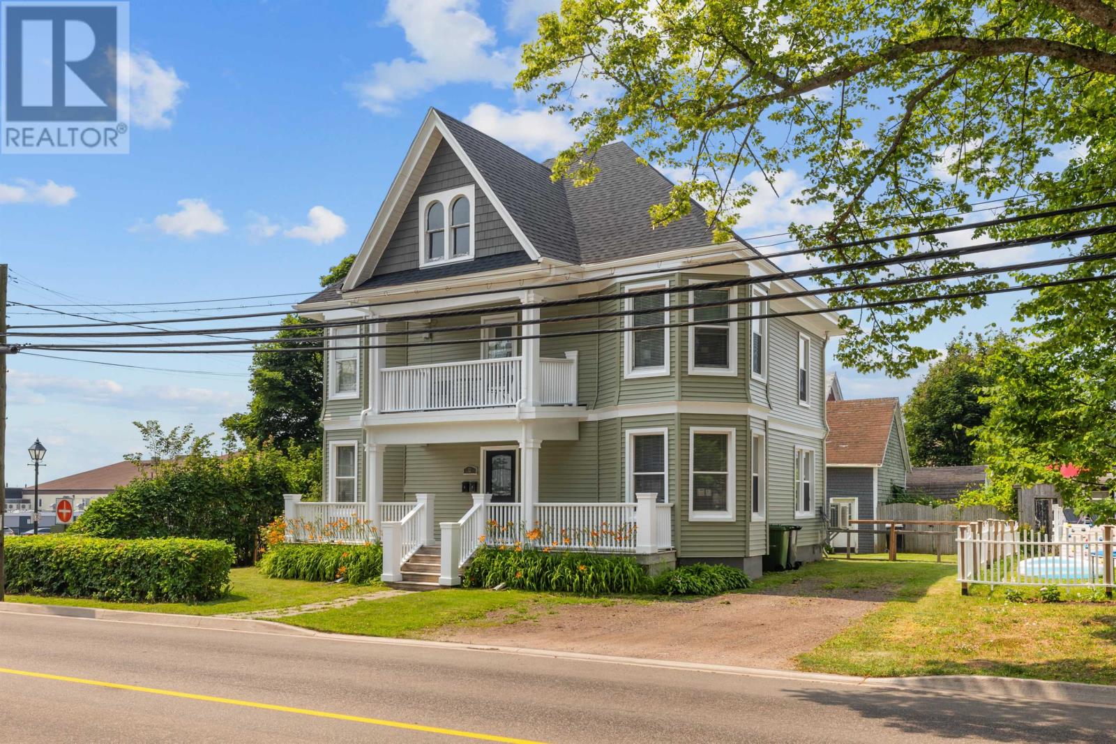 32 Granville St, Summerside, PE C1N 2Z1