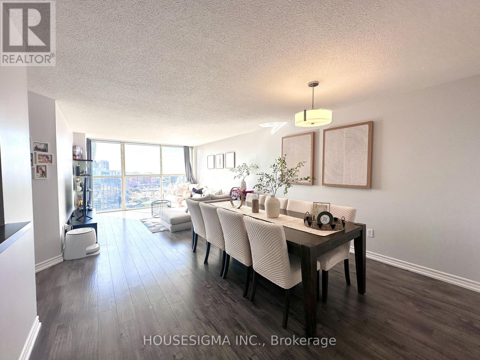2409 4205 Shipp Dr, Mississauga, ON L4Z 2Y9
