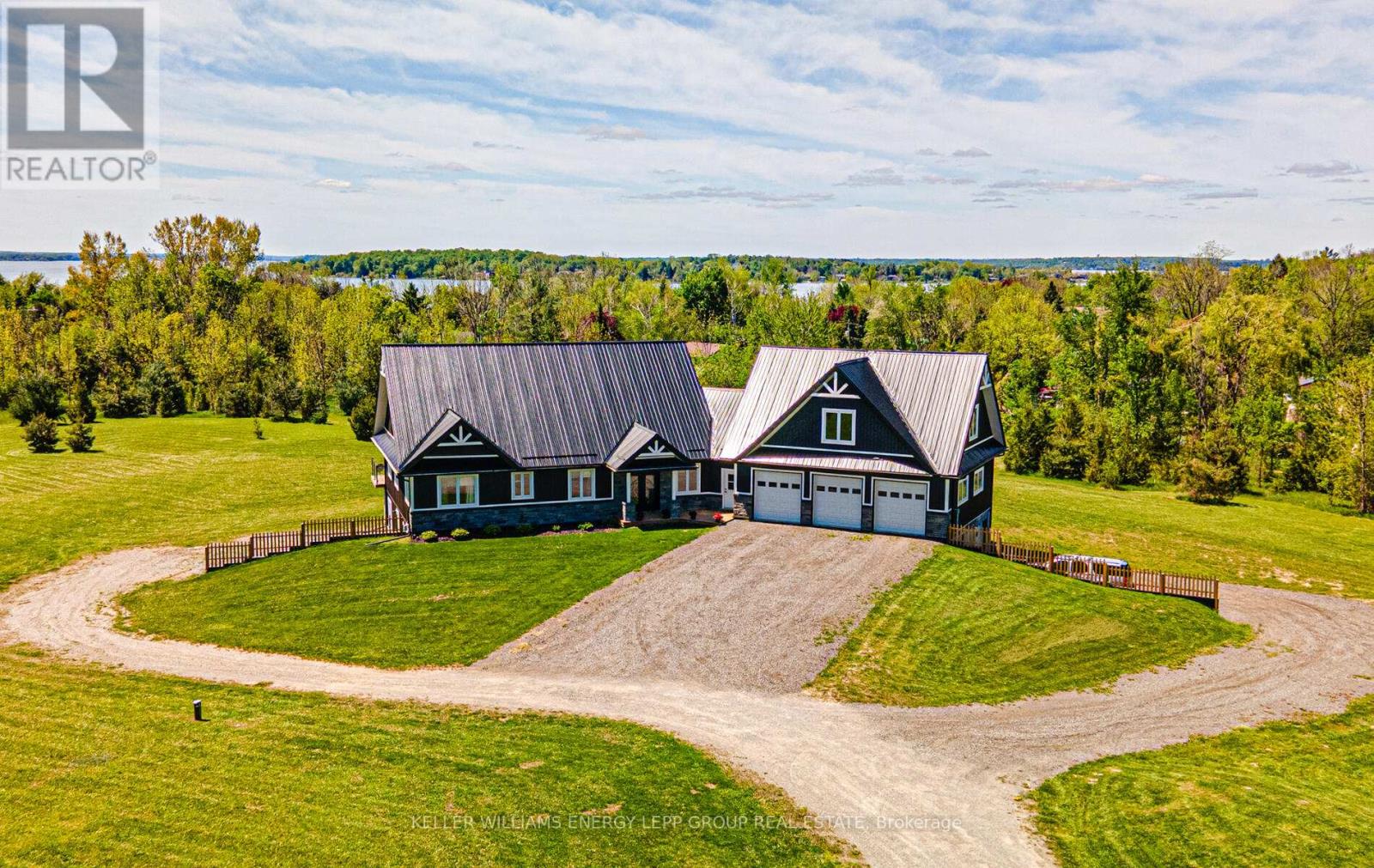 44 Ball Point Rd, Kawartha Lakes Mariposa, ON K0M 2C0