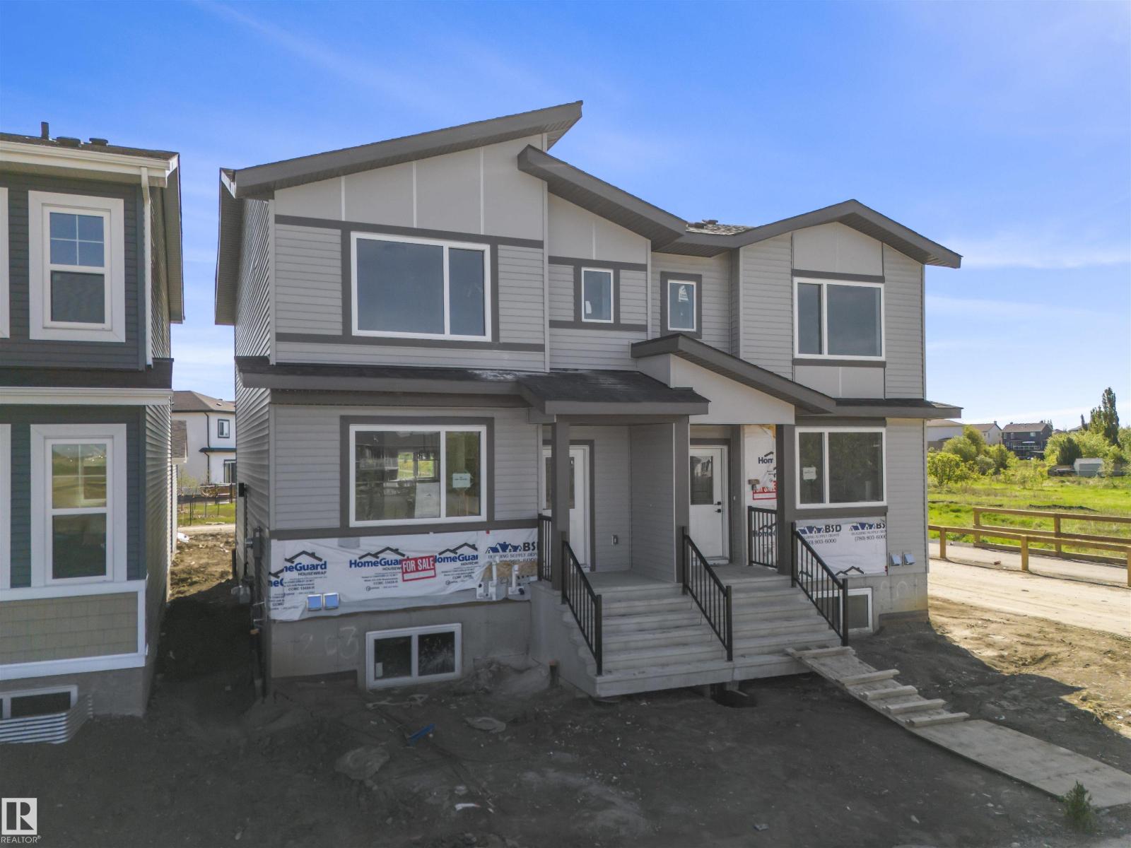 203 Deer Valley Dr, Leduc, AB T9E 1S8