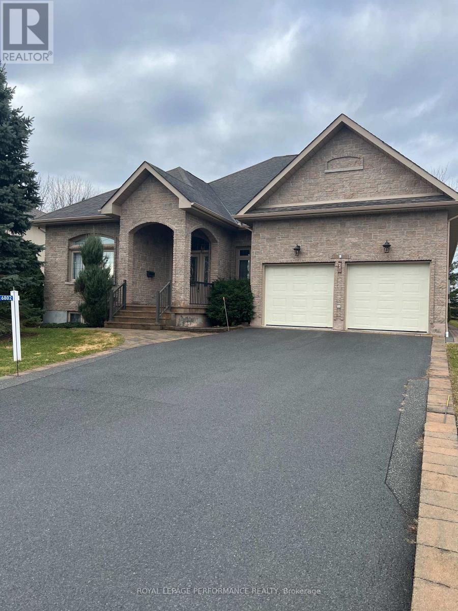 6802 Riverview Dr, South Glengarry, ON K6H 7M1