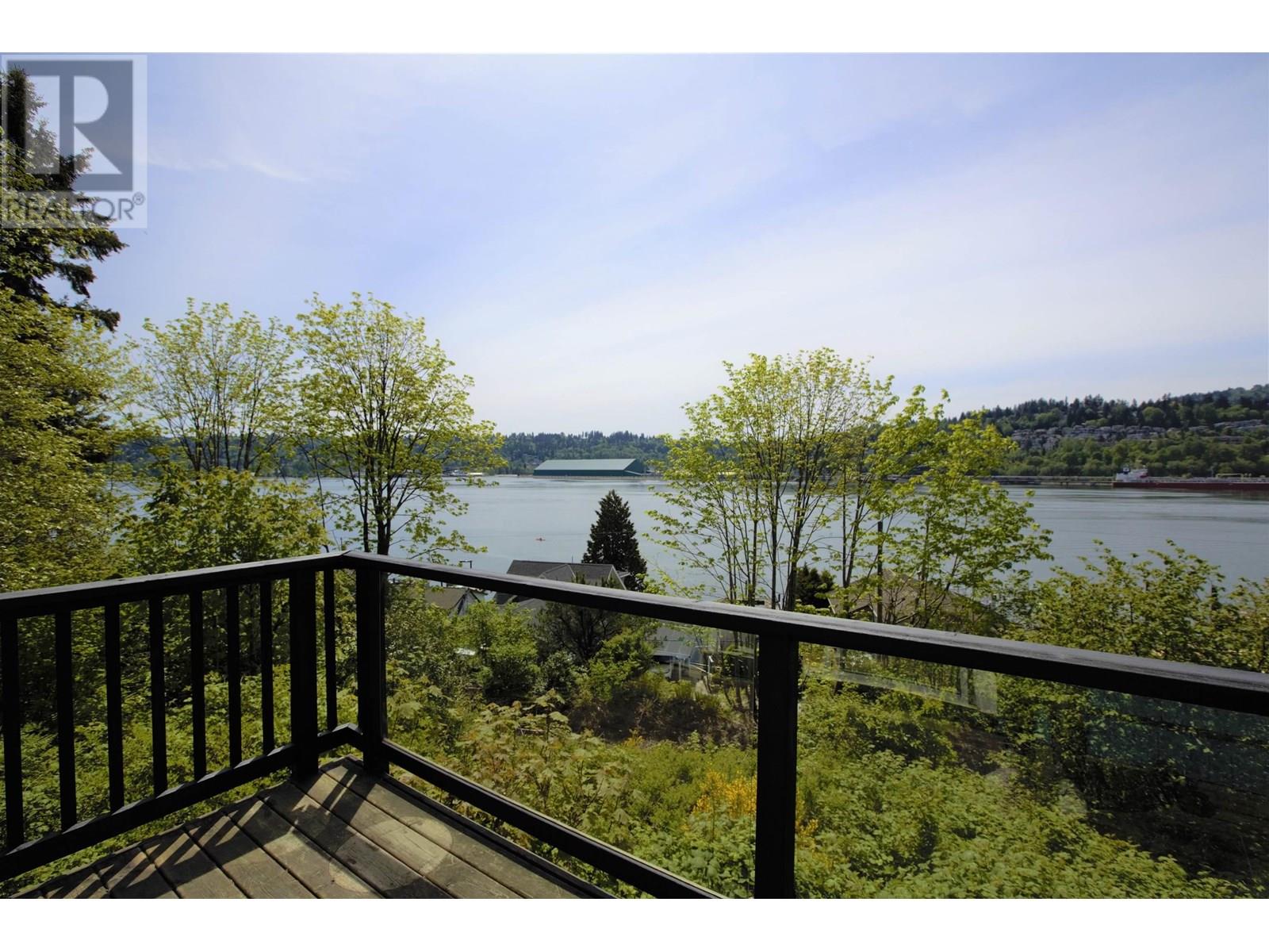 940 Ioco Rd, Port Moody, BC V3H 2X1