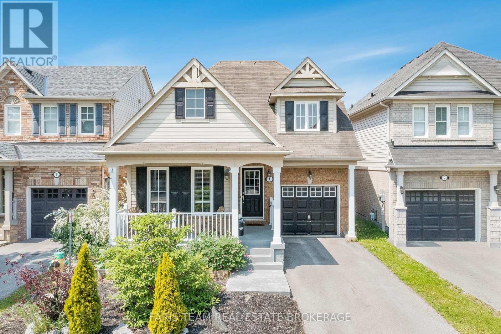 4 Callander Cres, New Tecumseth, ON L9R 0B3