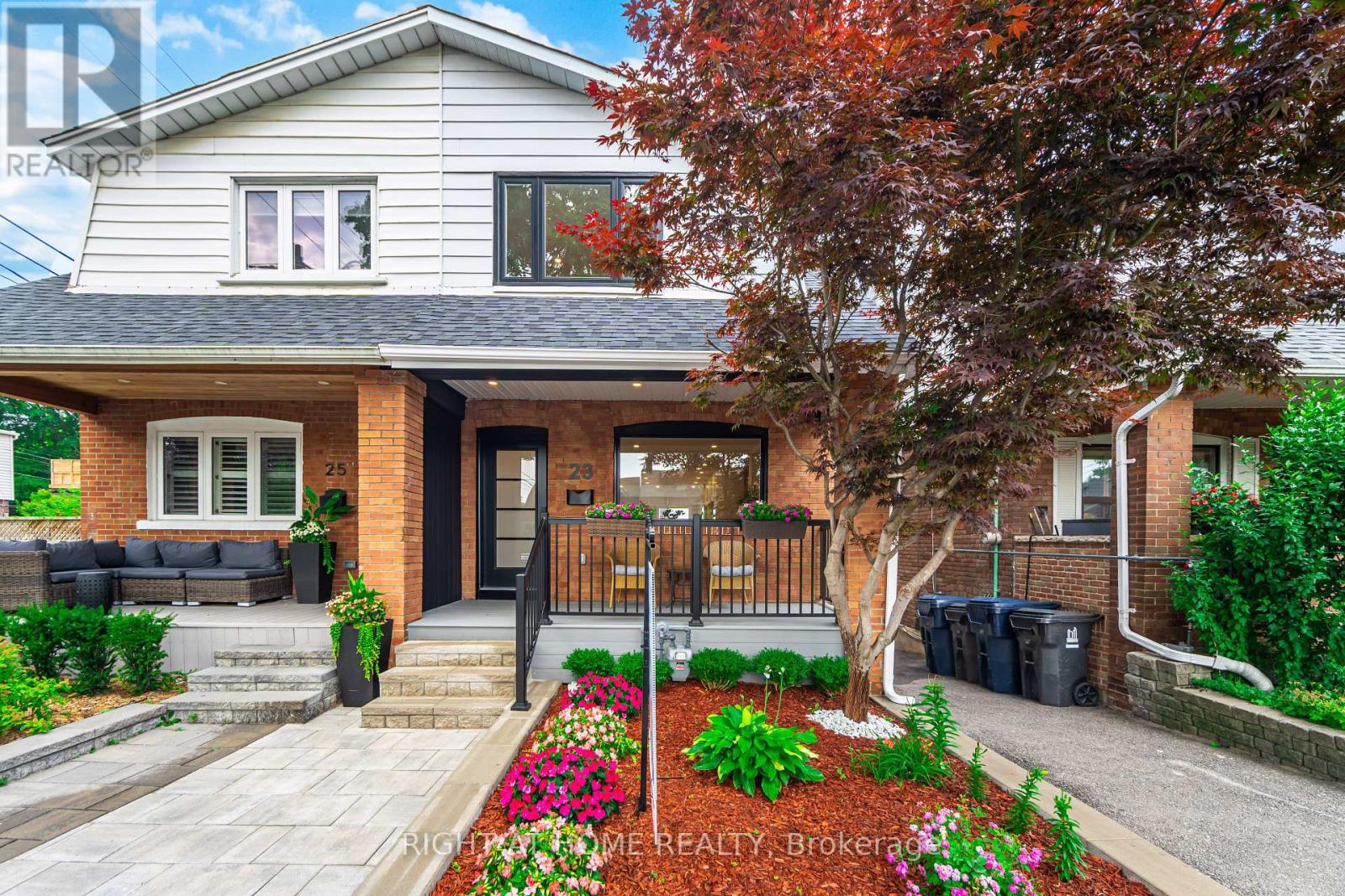 23 Bowmore Rd, Toronto, ON M4L 3H6