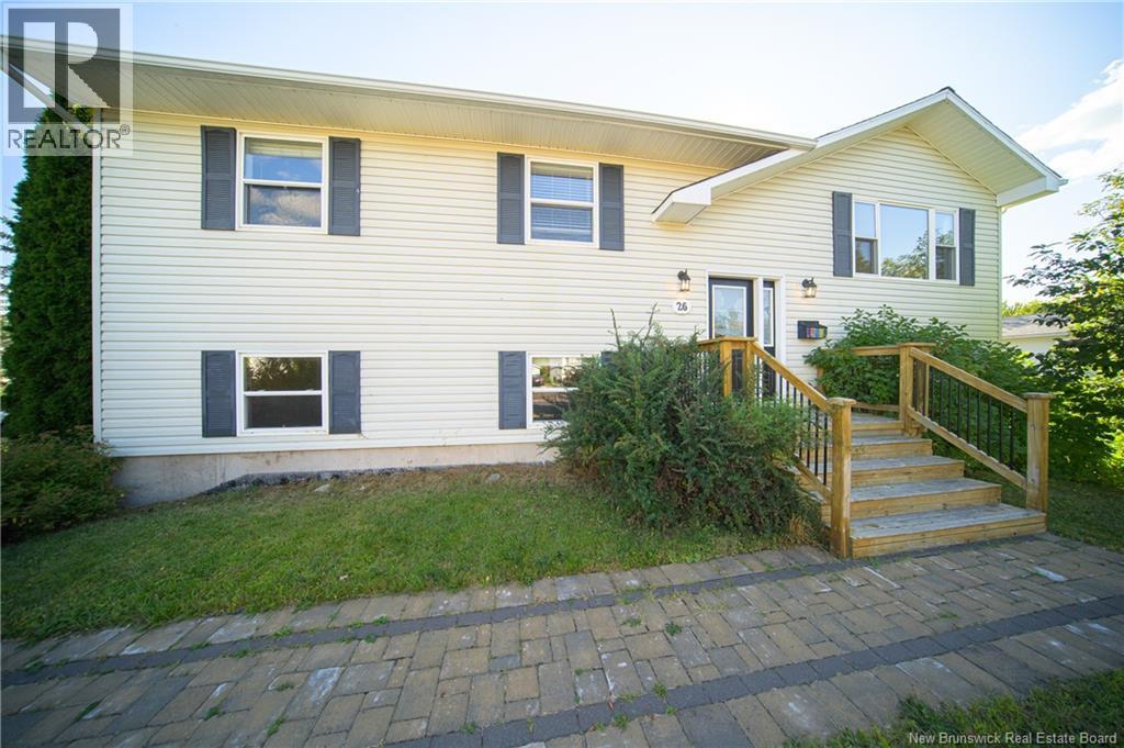 26 Willingdon St, Oromocto, NB E2V 4N4