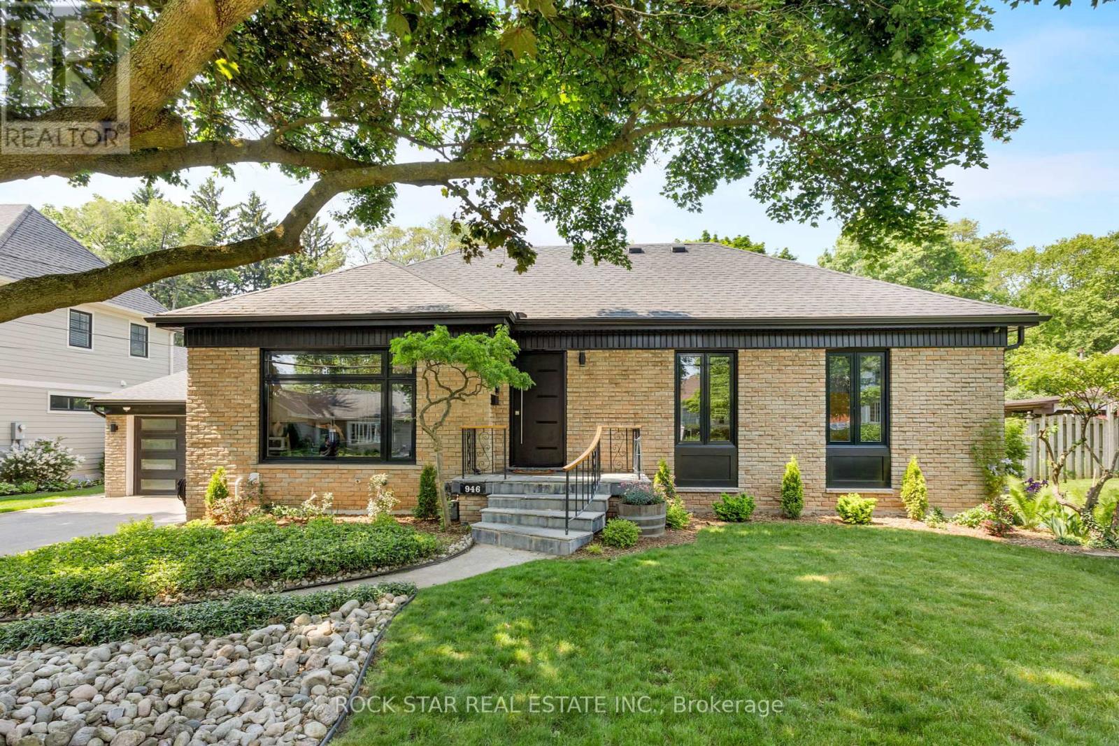 946 Glenwood Ave, Burlington, ON L7T 2K2