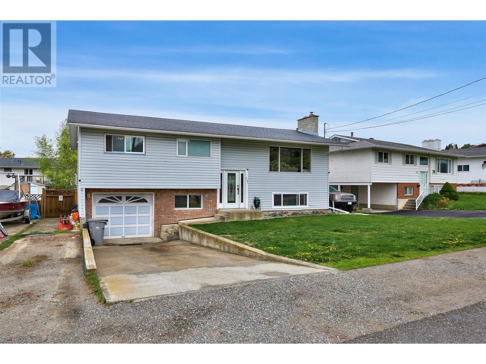 542 Lynwood Ave, Kamloops, BC V2B 6A7