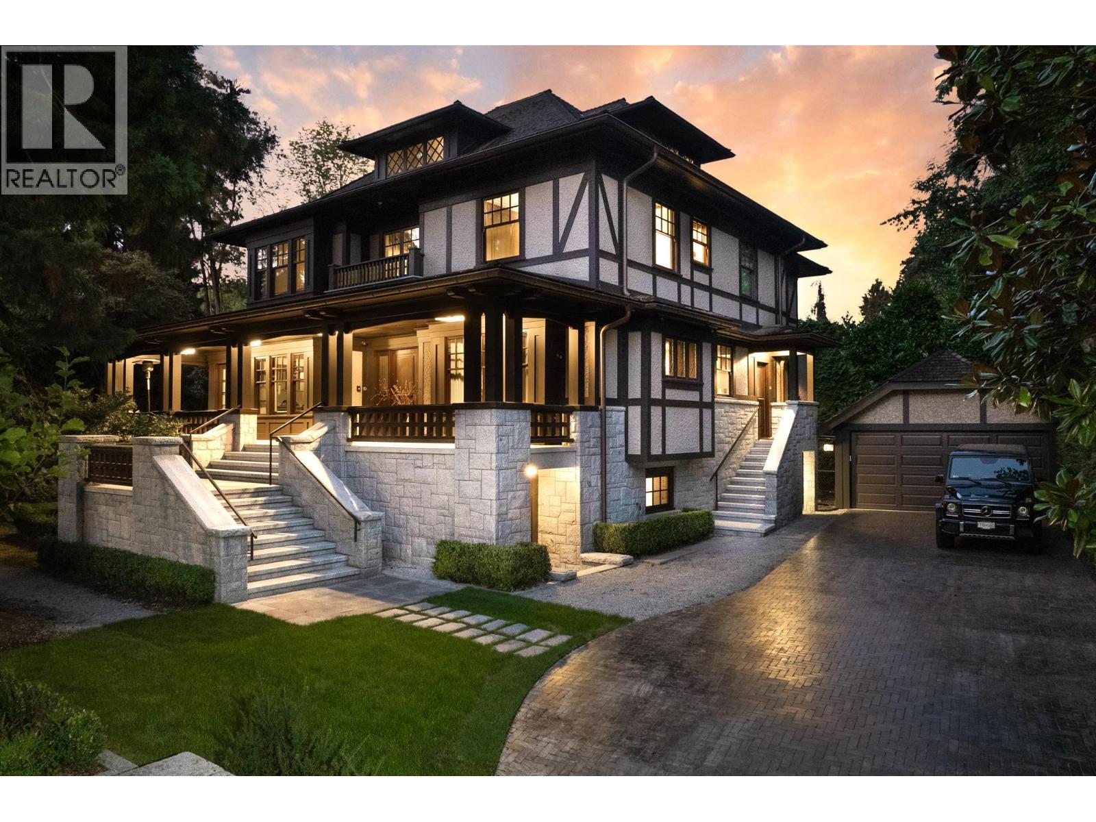 3538 Cypress St, Vancouver, BC V6J 3P1