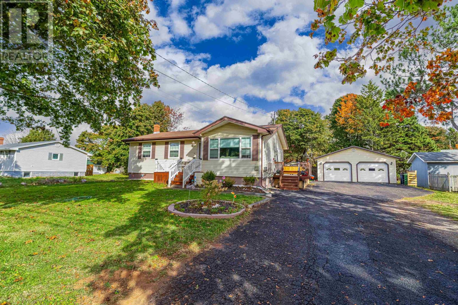232 Mount Edward Rd, Charlottetown, PE C1A 5T6
