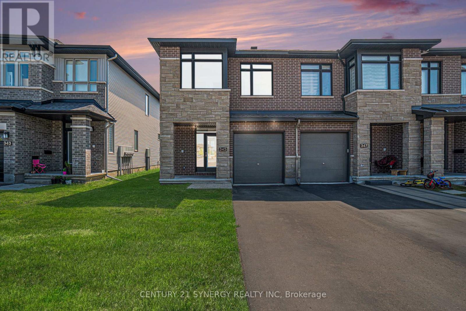 345 Cornice St, Ottawa, ON K4B 1H9