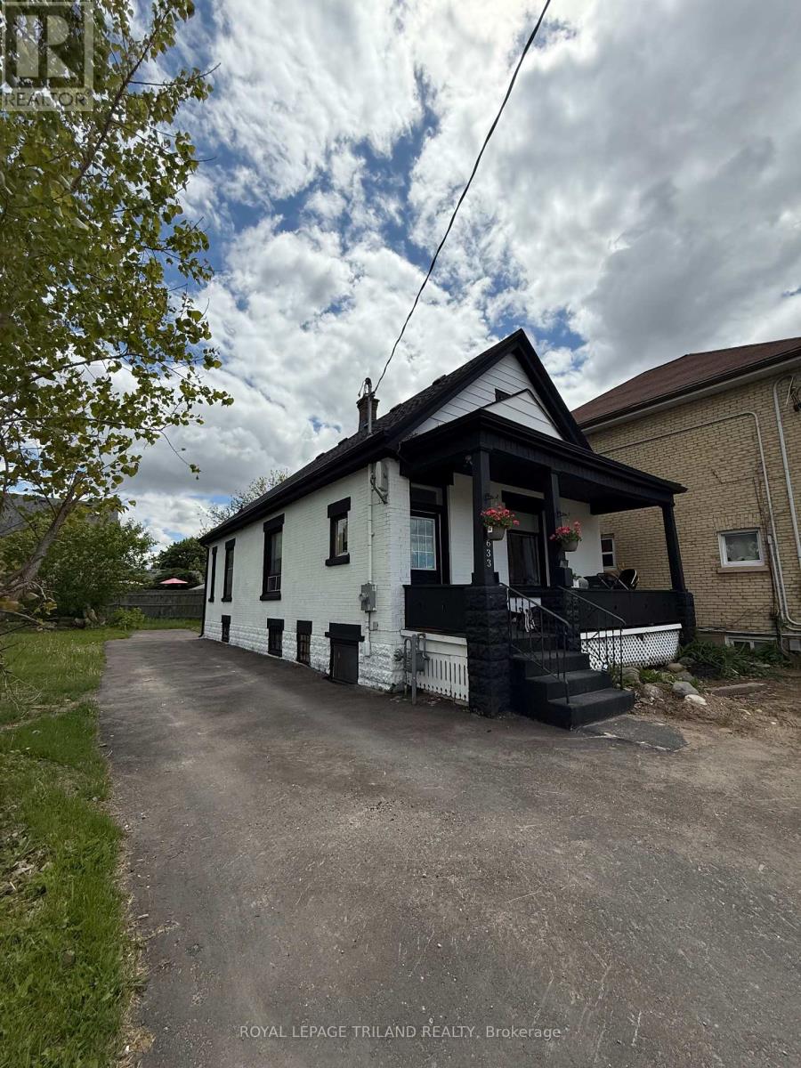 633 Hamilton Rd, London, ON N5Z 1T1