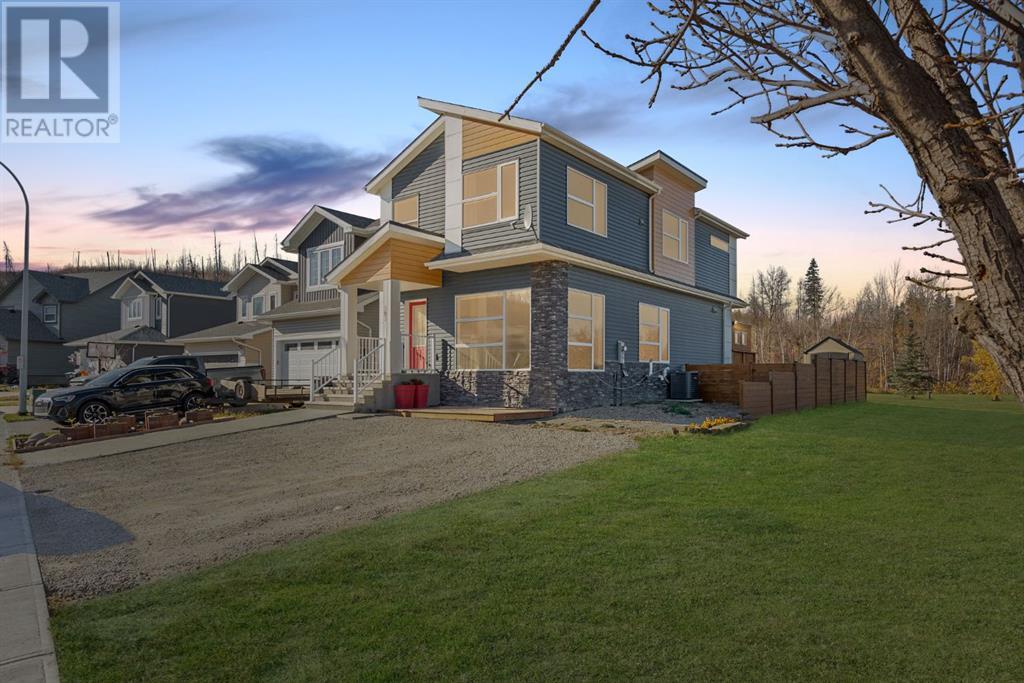 101 Pearson Dr, Fort Mcmurray, AB T9H 4S2