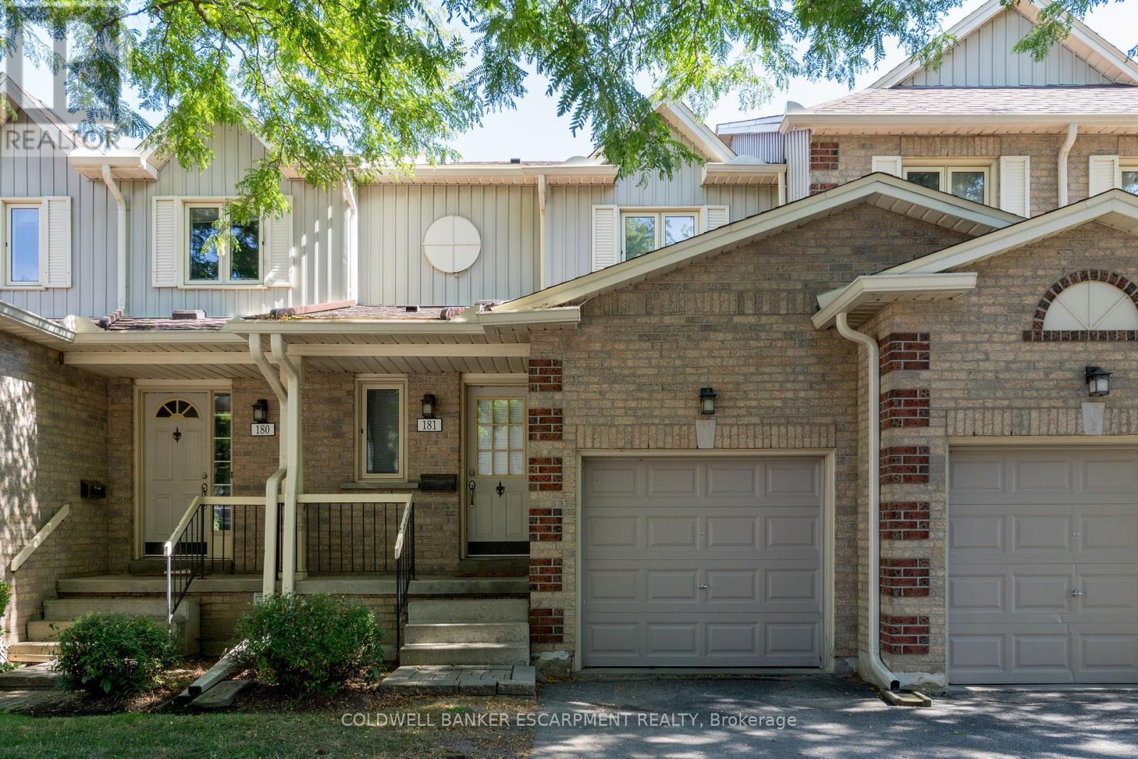 181 302 College Ave W, Guelph, ON N1G 4T6