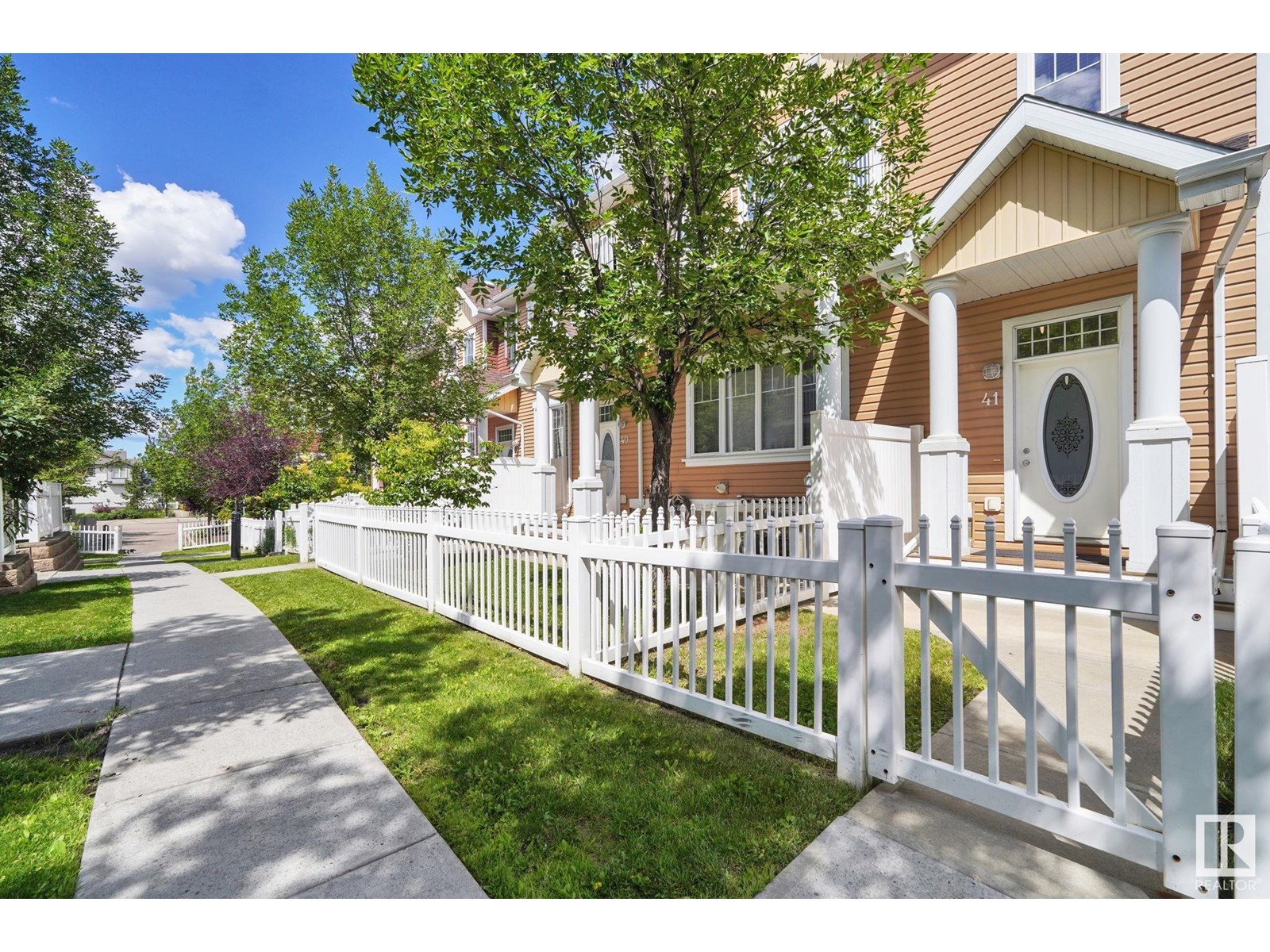 1623 Towne Centre Boulevard Northwest #unit 41, Edmonton, AB T6R 0S3