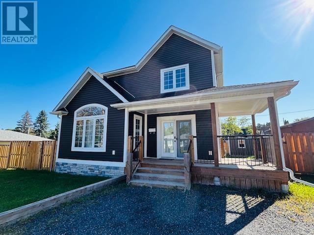 915 Eleventh Ave N, Kenora, ON P9N 3K7