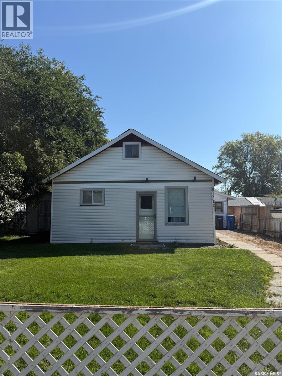 108th Street Unit 1212, North Battleford, SK S9A 2B2