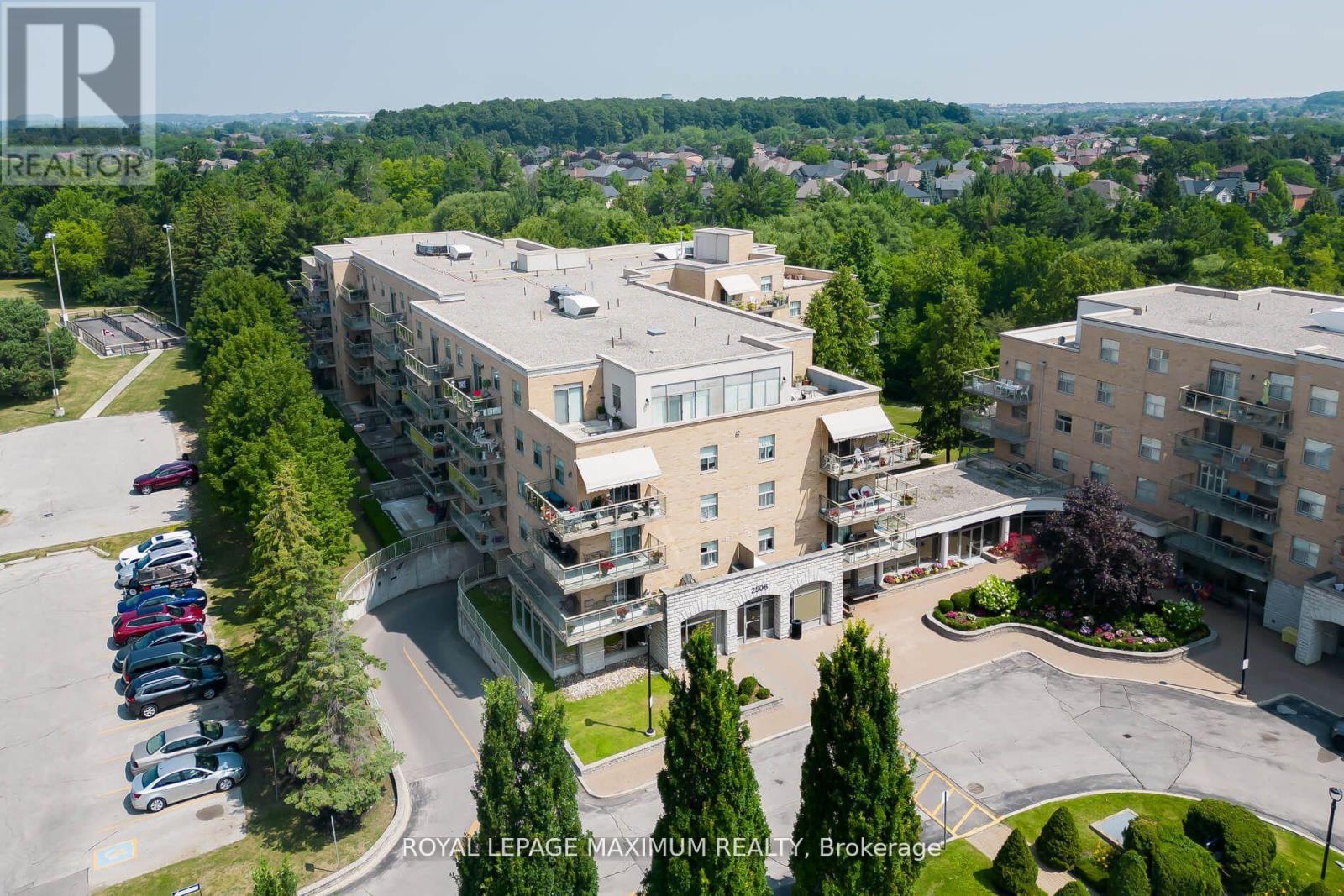 408 2506 Rutherford Rd, Vaughan, ON L4K 5N4
