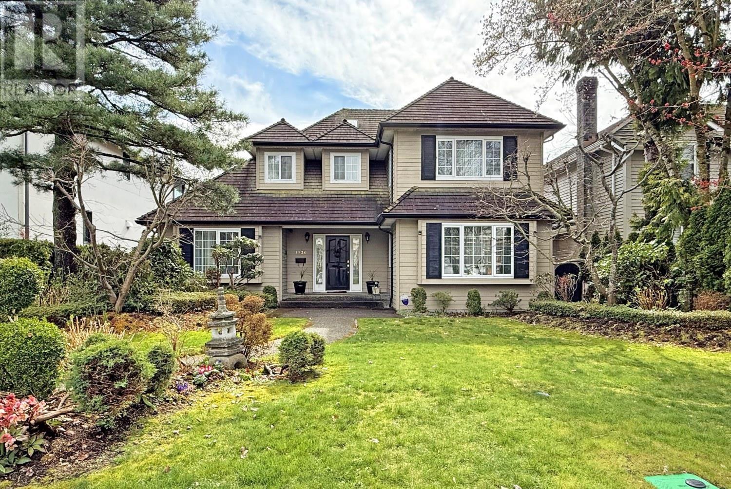 1926 W 62nd Ave, Vancouver, BC V6P 2G6
