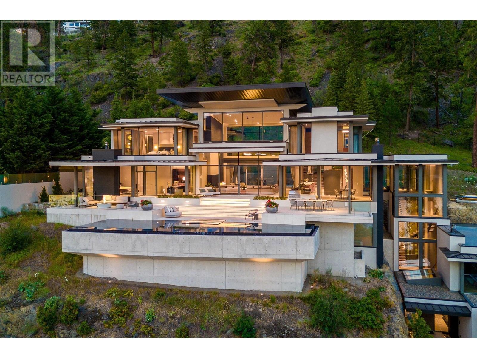 180 Sheerwater Court Unit 20, Kelowna, BC V1V 2X1