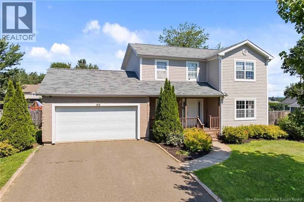 86 Bicentennial Dr, Woodstock, NB E7M 6A7