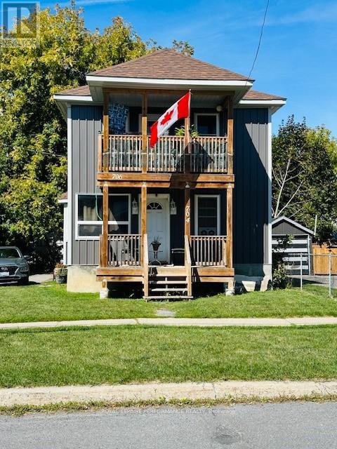 704-706 First St, Cornwall, ON K6H 1M4