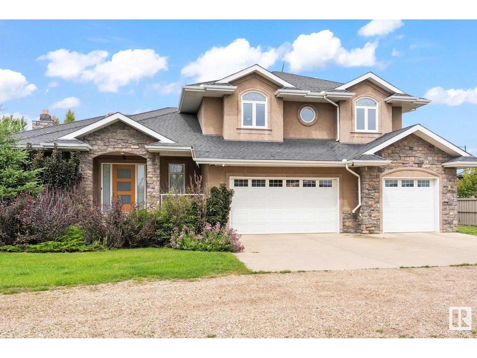 41 Av Sw Unit 15860, Edmonton, AB T6W 1A6