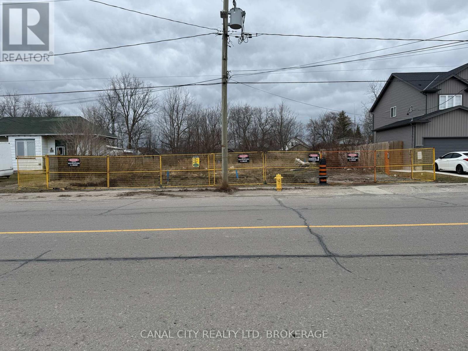 228 Allanburg Rd, Thorold, ON L2V 1A3