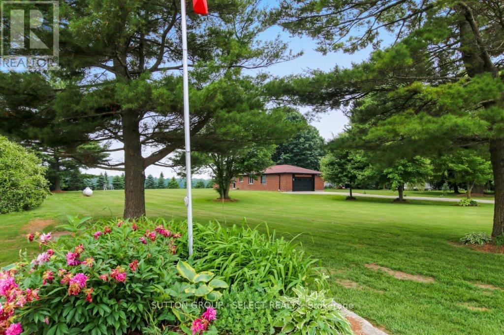 16791 Wyton Rd, Thames Centre, ON N0M 2P0