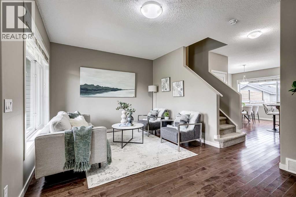 42 Willow Dr, Cochrane, AB T4C 2A4