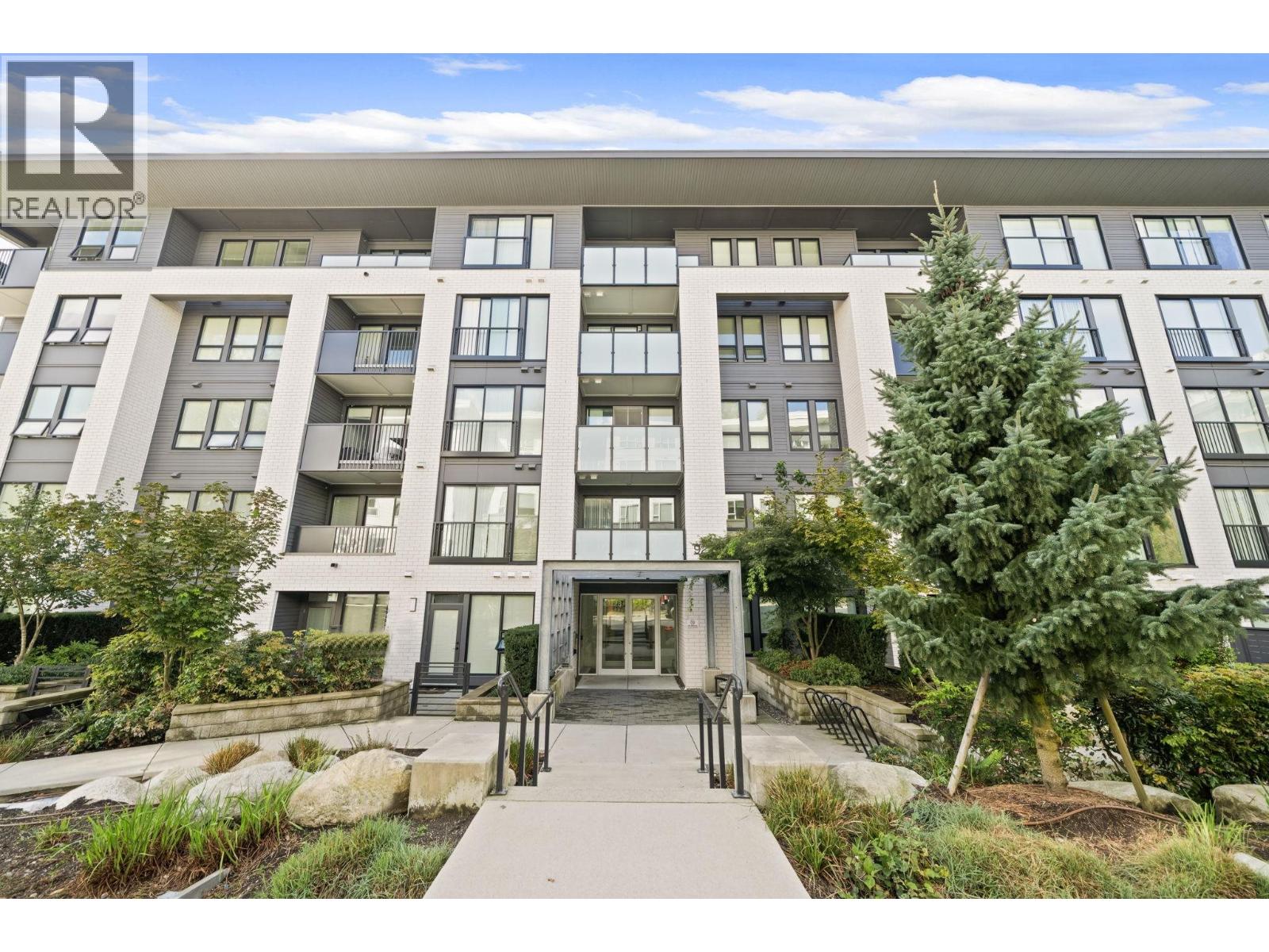 9228 Slopes Mews Unit 514, Burnaby, BC V5A 0E9
