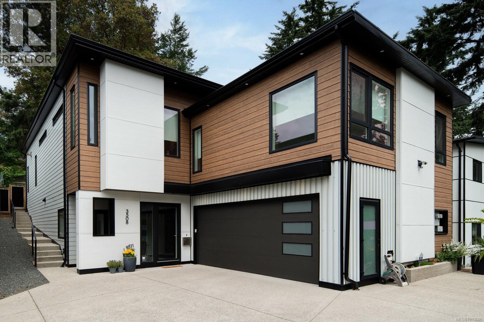 3508 Wishart Rd, Colwood, BC V9C 3B1