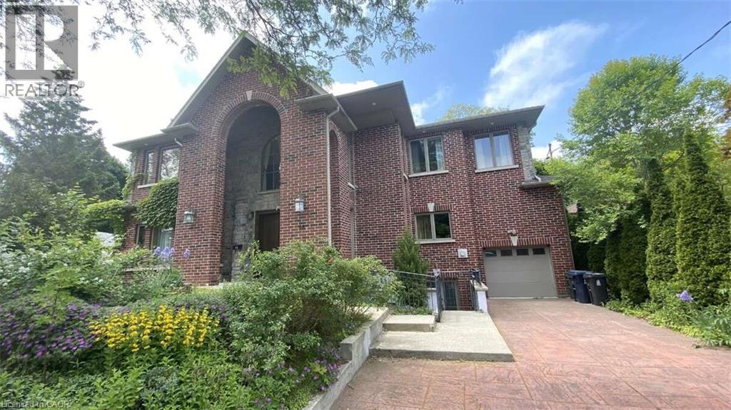 98 Burbank Dr, Toronto, ON M2K 1N4