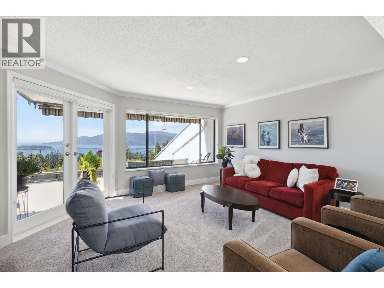 5307 Aspen Dr, West Vancouver, BC V7W 3C8
