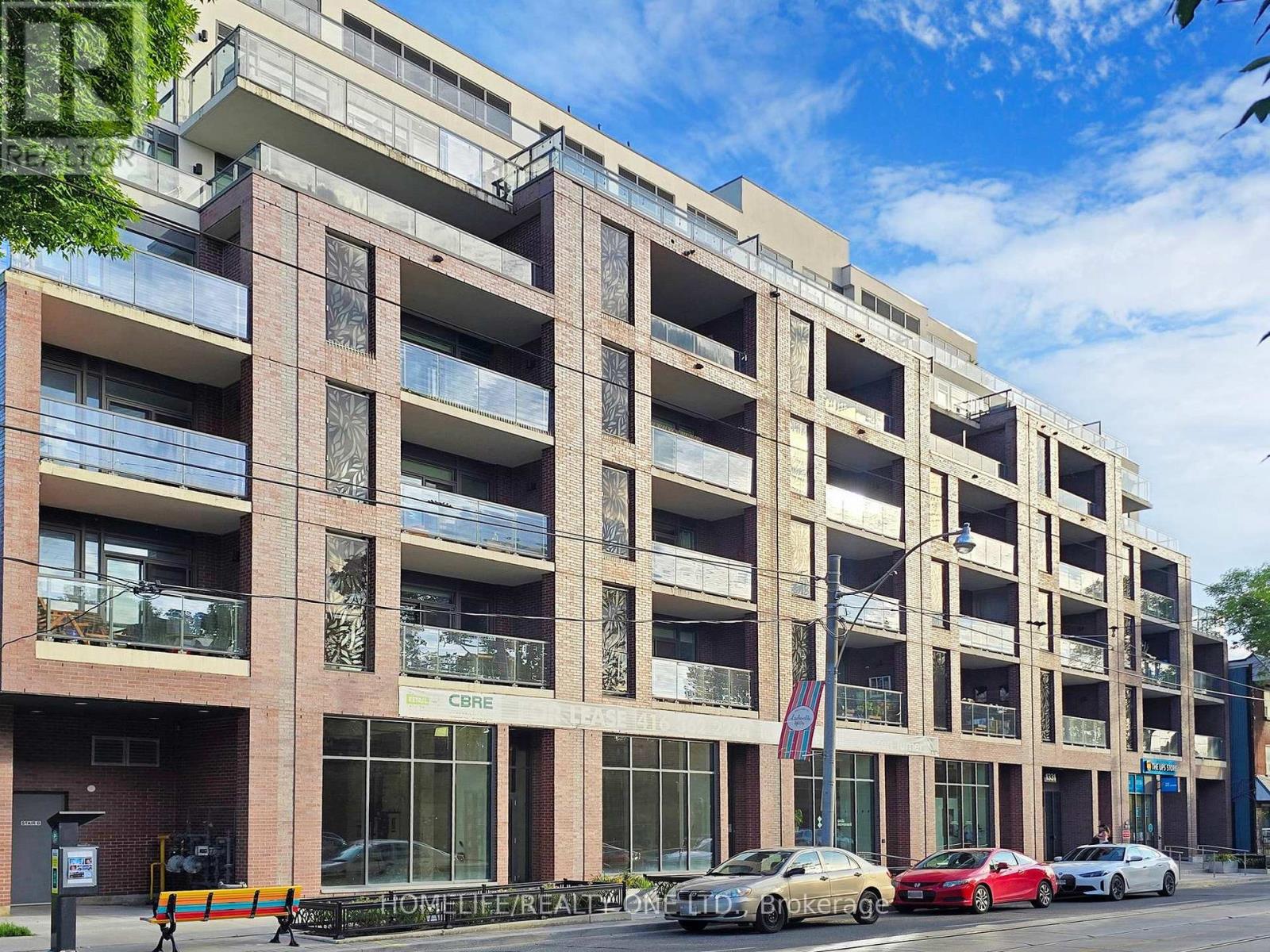 402 1331 Queen St E, Toronto, ON M4L 0B1