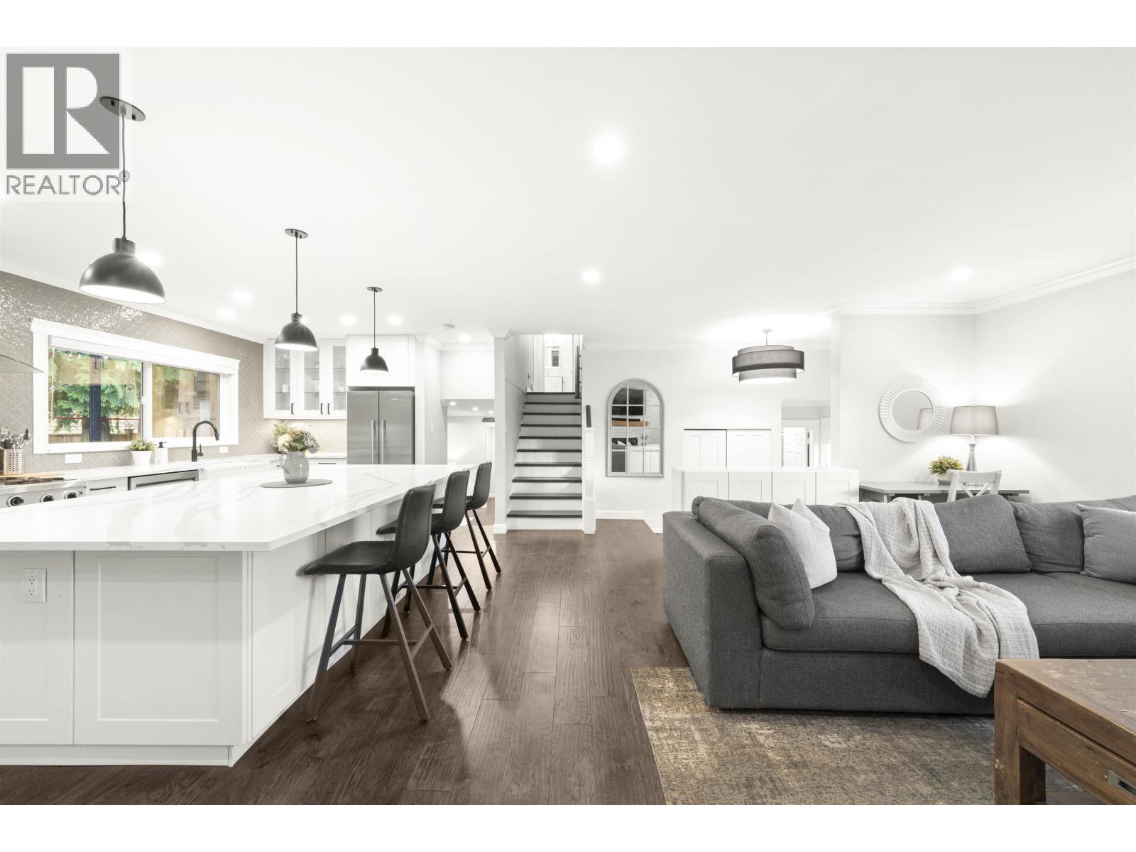 5047 Erin Way, Delta, BC V4M 1K2