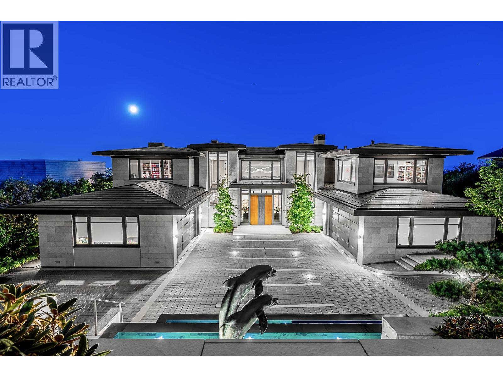 730 Fairmile Rd, West Vancouver, BC V7S 1R2