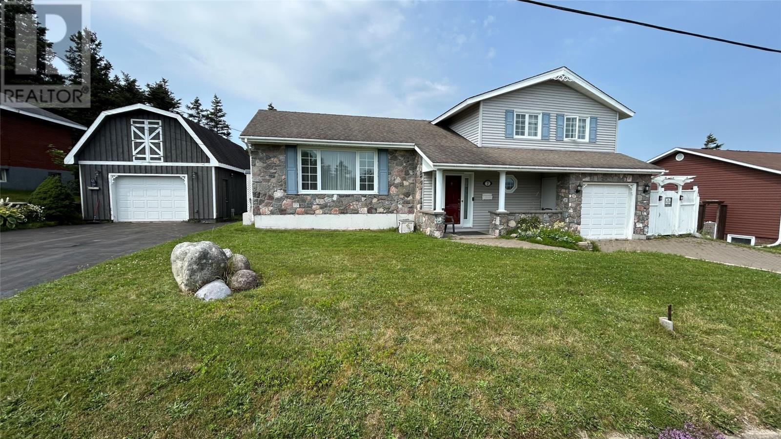 3 Spring Mountain Rd, Stephenville, NL A2N 1Z2