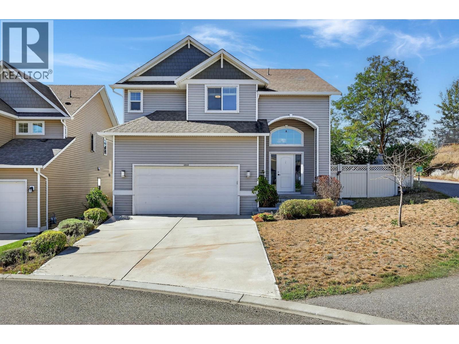 2043 Elkridge Dr, West Kelowna, BC V4T 3K1