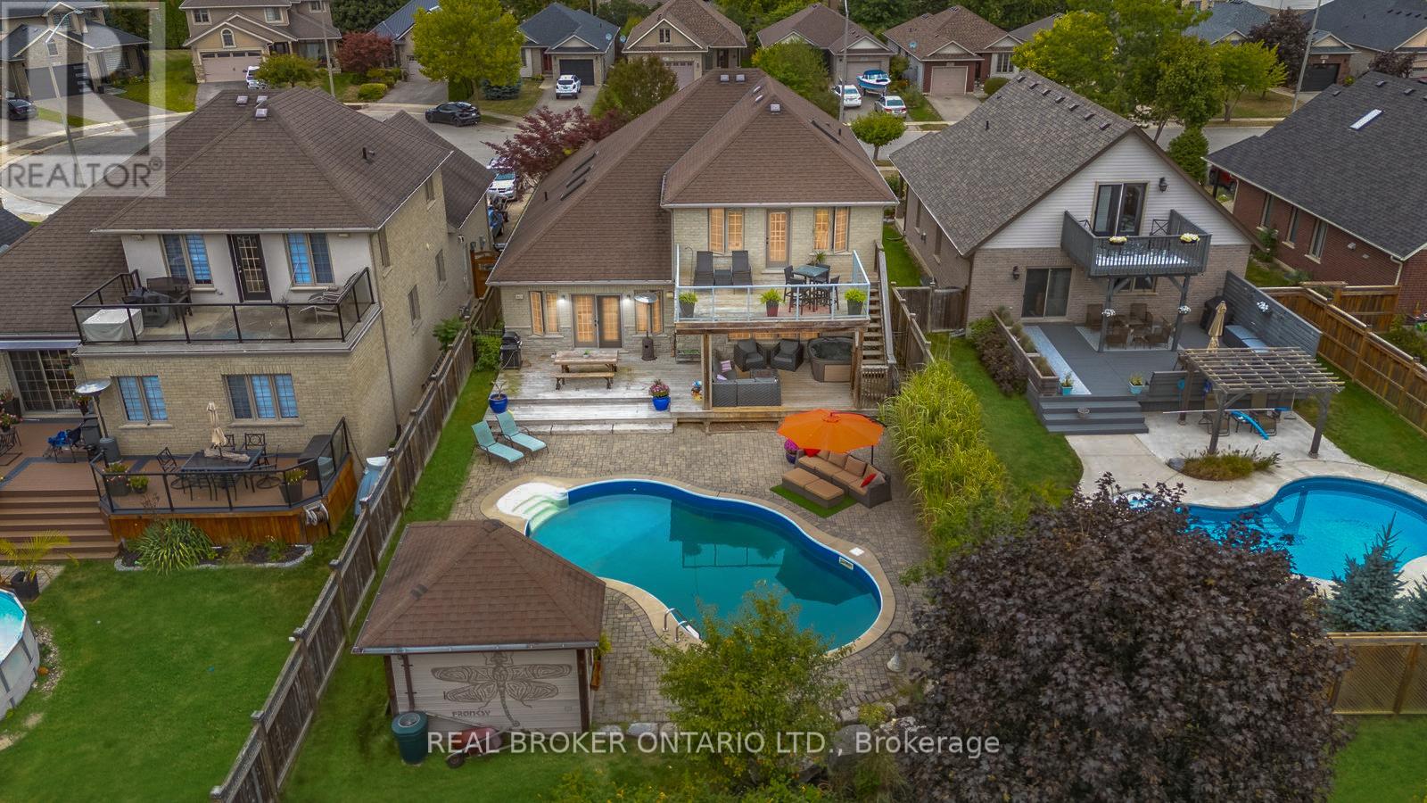23 Jamieson Ct, Brantford, ON N3T 6T1