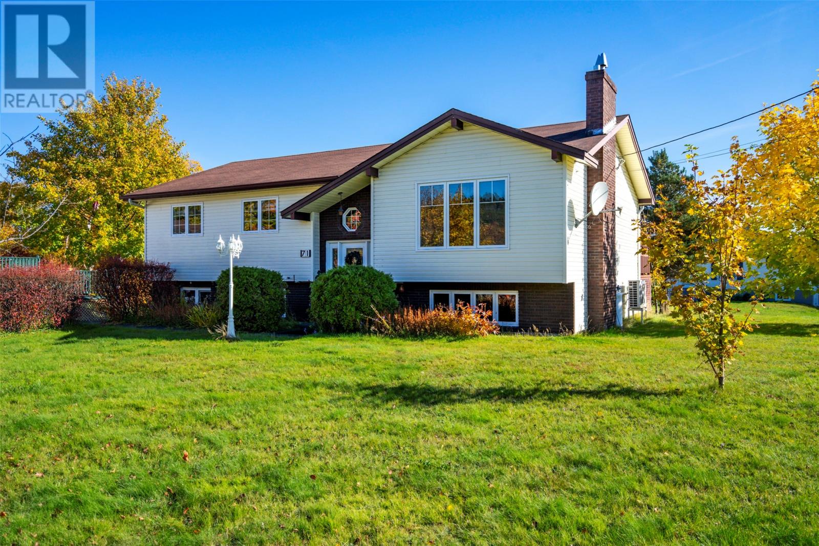 71 75 Country Rd, Bay Roberts, NL A0A 1G0