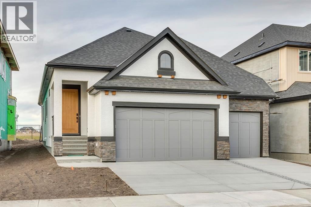 176 Marina Grv SE, Calgary, AB T3M 3S9