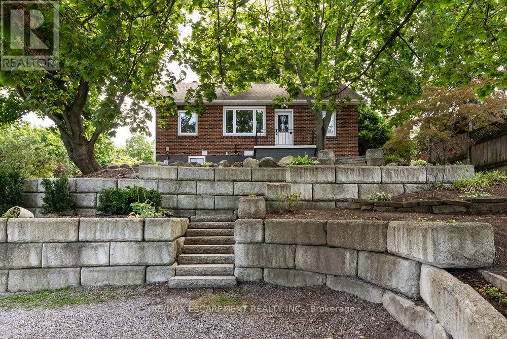 5418 King St, Lincoln Beamsville, ON L0R 1B3