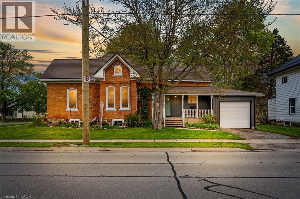 147 Talbot St S, Simcoe, ON N3Y 2Z5
