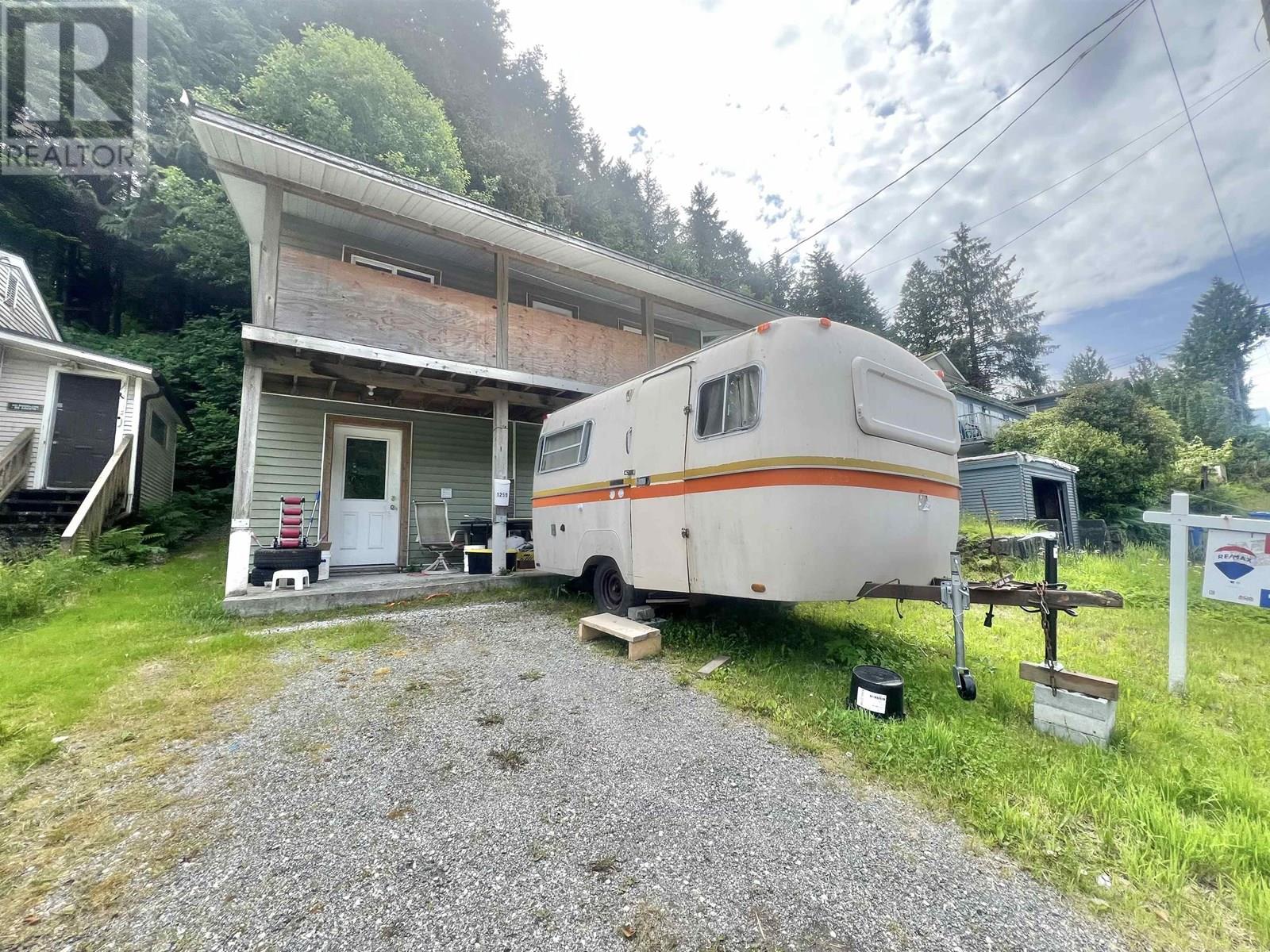 1259 Park Ave, Prince Rupert, BC V8J 1K2