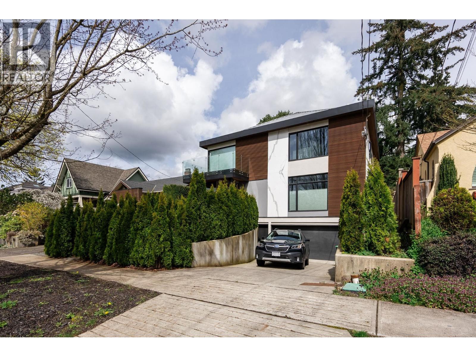 3337 W 40th Ave, Vancouver, BC V6N 3B5