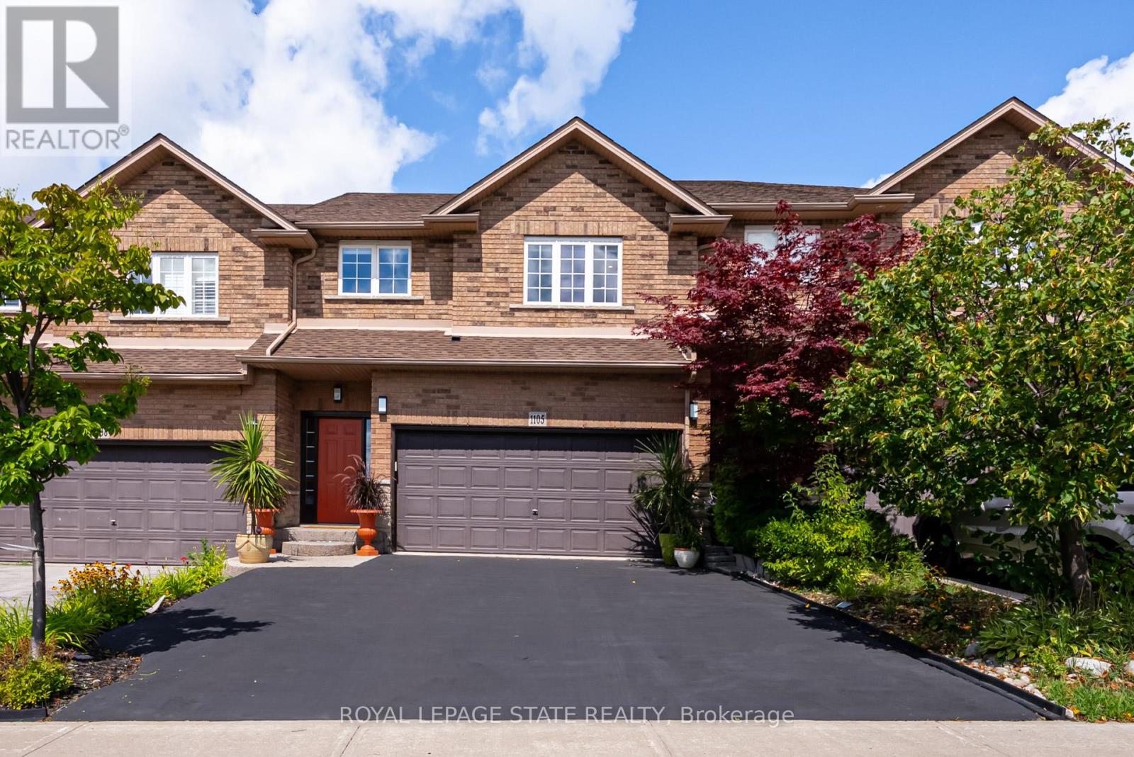 1105 Harrogate Dr, Hamilton, ON L9K 1N1