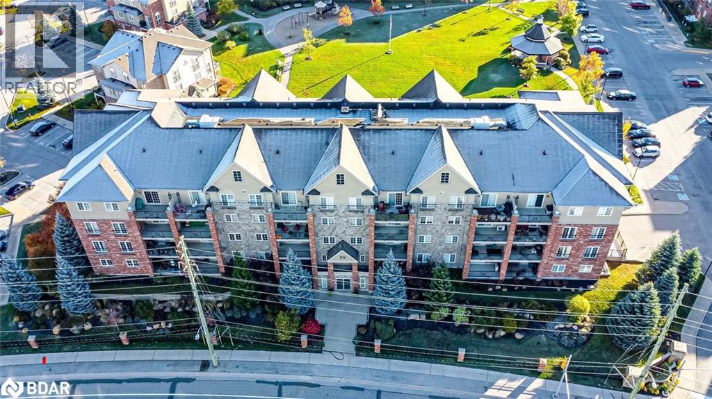 39 Ferndale Drive S Unit 205, Barrie, ON L4N 5T5