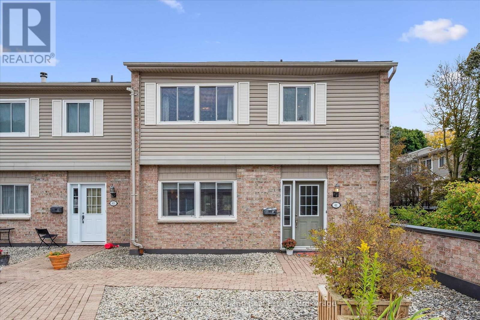 61 295 Water St, Guelph, ON N1G 2X5